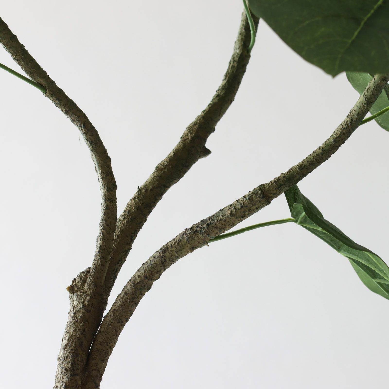 No9266 プレミアム光触媒フェイクグリーン 「しなやかな幹線 × 存在感