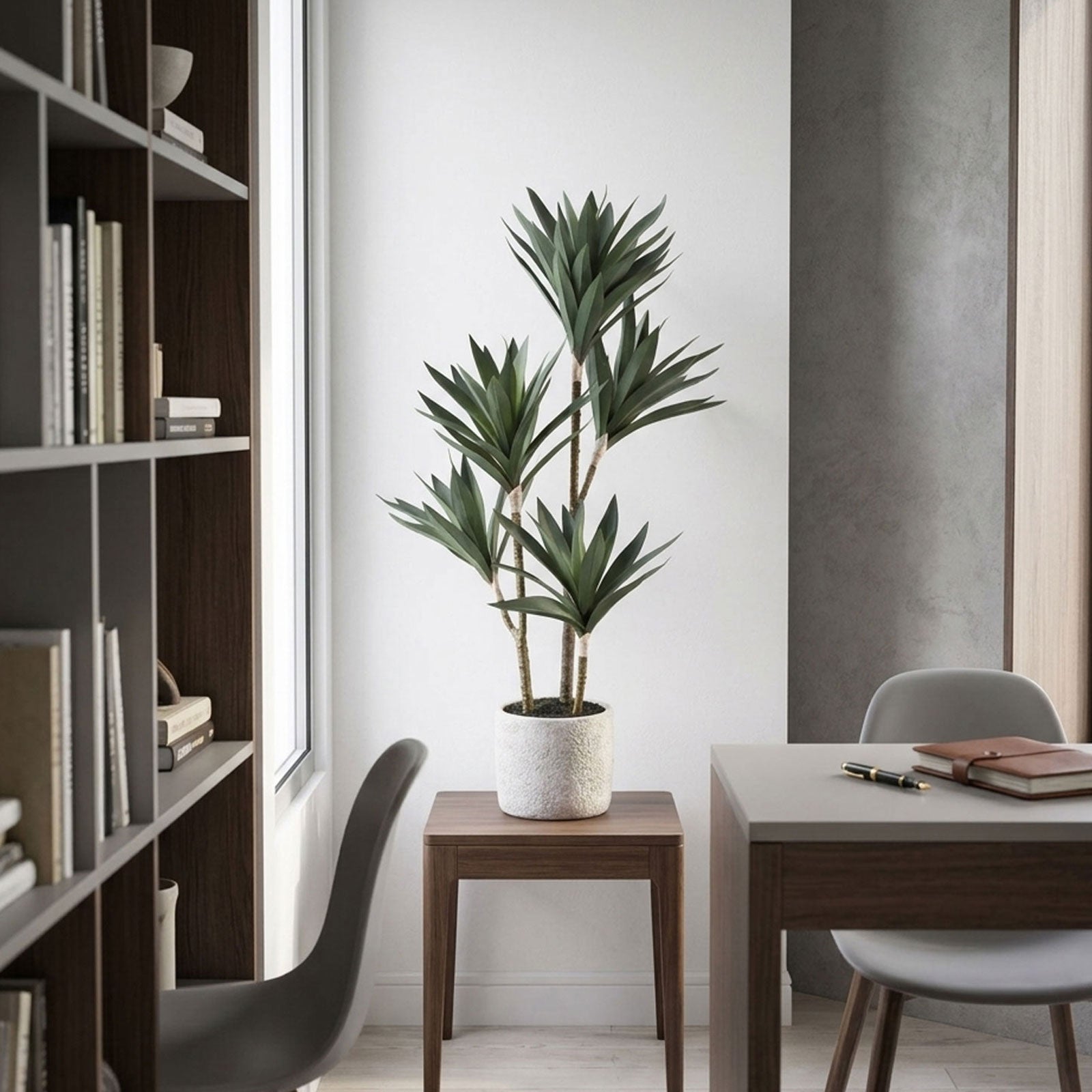 書斎の奥に置かれたグリーン